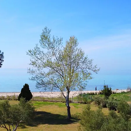 Hacienda Beachfront Villas, Spathies Semesterbostad *