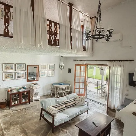 Hacienda Beachfront Villas, Spathies *