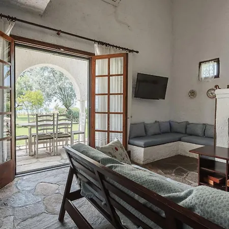 Semesterbostad Hacienda Beachfront Villas, Spathies Nikiti (Sithonia)